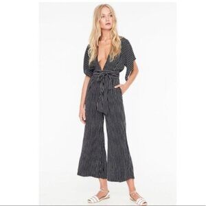 𝅺NWT Faithfull The Brand Pinstripe Black‎ & White Cedric Jumpsuit Women Sz 4